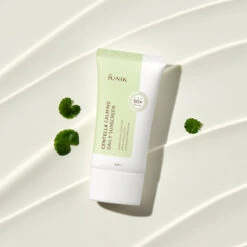 Centella Calming Daily Sunscreen SPF 50+ PA++++ -Cosrx Shop Centella Calming Daily Sunscreen 60ml VISUAL 10