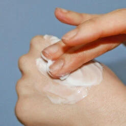 Centella Calming Barrier Cream 8 Centella Calming Barrier Cream -Cosrx Shop CentellaCalmingBarrierCreamkoreanskincarenetherlands4