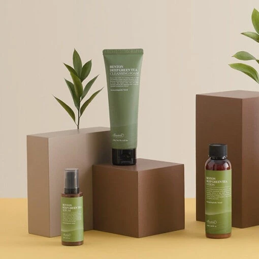 DEEP GREEN TEA Cleansing Foam - Image 3