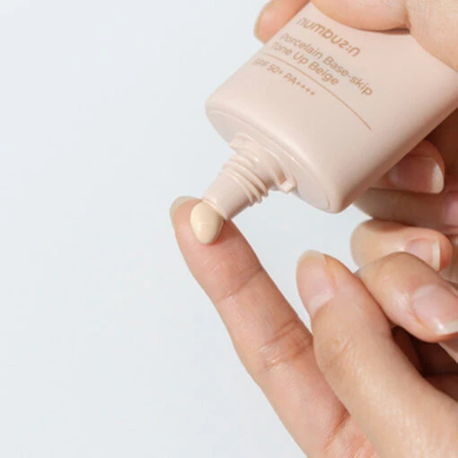 No.3 Porcelain Base-skip Tone Up Beige SPF50+ - Image 3