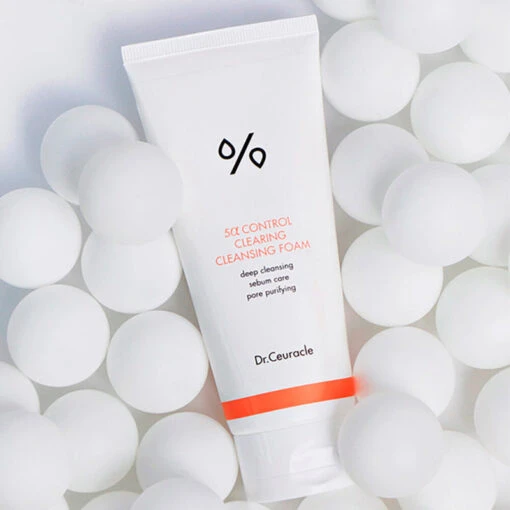 5α Control Clearing Cleansing Foam - Image 2