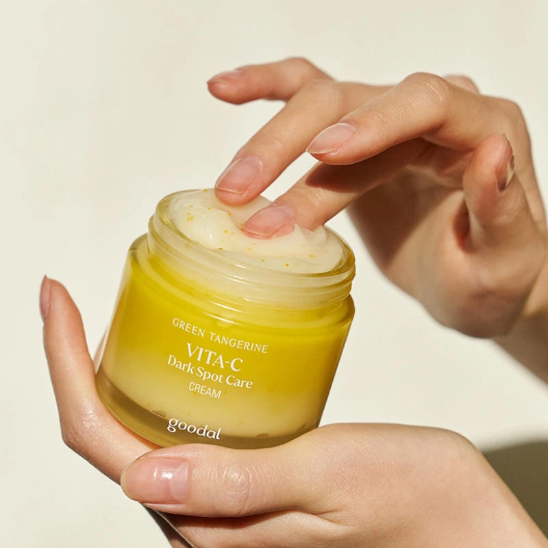 Green Tangerine Vita C Dark Spot Care Cream 4 Green Tangerine Vita C Dark Spot Care Cream - Image 4