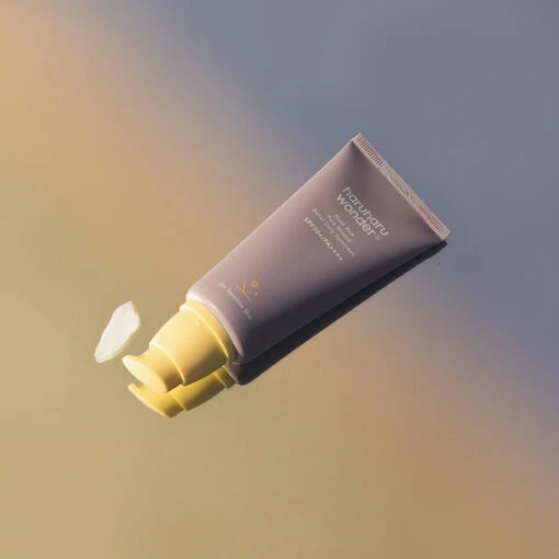 Black Rice Pure Mineral Relief Daily Sunscreen SPF50+ PA++++ - Image 4