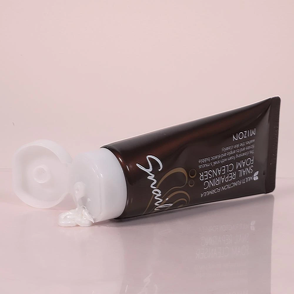 Snail Repairing Foam Cleanser 4 Snail Repairing Foam Cleanser - Image 4