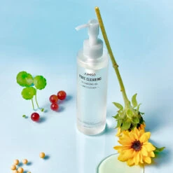 Pore Clearing Cleansing Oil -Cosrx Shop PoreClearingCleansingOil EditorialImage 15