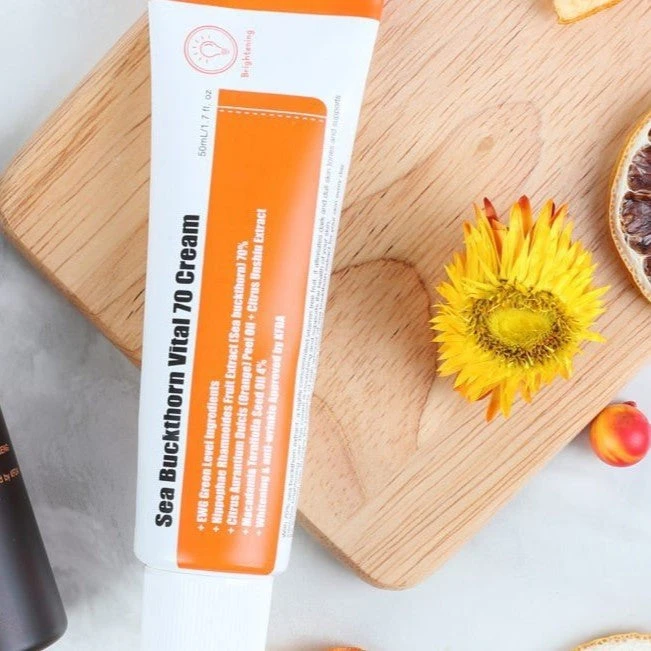 Sea Buckthorn Vital 70 Cream 4 Sea Buckthorn Vital 70 Cream - Image 4