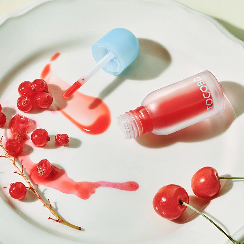 Juicy Berry Plumping Lip Oil Glam Max 12 Juicy Berry Plumping Lip Oil Glam Max - Image 12