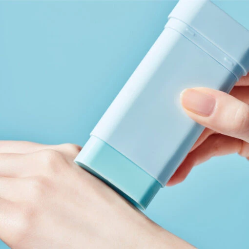 Cotton Soft Sun Stick SPF50+ PA++++ - Image 4