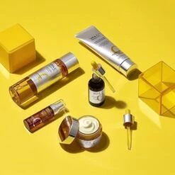 Vita C Plus Spot Correcting & Firming Ampoule 9 Vita C Plus Spot Correcting & Firming Ampoule -Cosrx Shop VitaCPlusSpotCorrecting FirmingCream6 60d6c2ac 7539 4eb1 8bea 8ca79d83498f