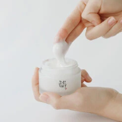 Dynasty Cream -Cosrx Shop Website 0O8A9463 800x ecc0273d 61b6 41cf b596 53d7b3b47a30
