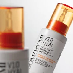 V10 Hyal Antioxidant Sunscreen SPF50+ PA++++ -Cosrx Shop a31114169dc9dab3e1f94ee6b9599f99 0465d3d0 3529 421a a0dc 9e8aa8b726cf