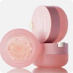 LANEIGE Bouncy & Firm Lip Treatment 23 LANEIGE Bouncy & Firm Lip Treatment -Cosrx Shop bf lip treatment feature205 kr 240725