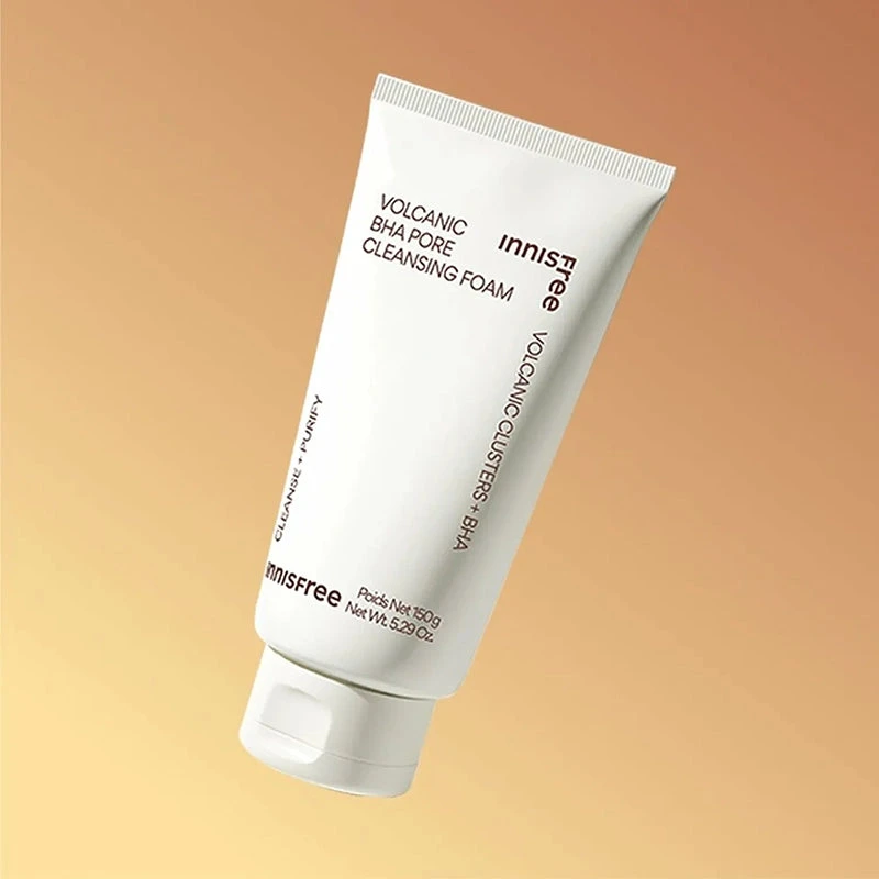 Innisfree Volcanic BHA Pore Cleansing Foam 7 Innisfree Volcanic BHA Pore Cleansing Foam - Image 7