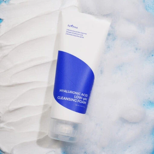 Hyaluronic Acid Low-pH Cleansing Foam - Image 2