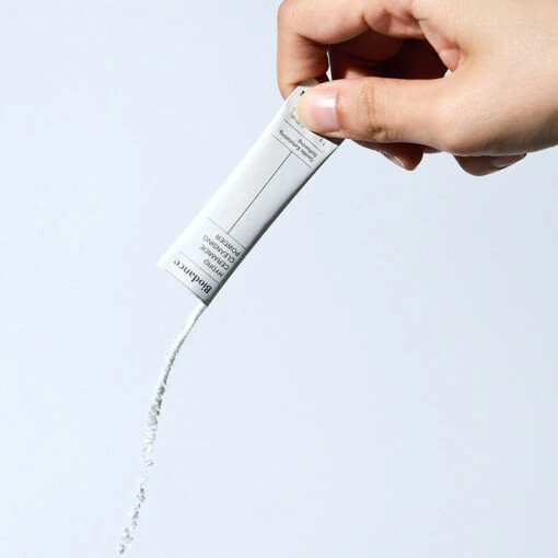 Hydro Ceramide Cleansing Powder - Image 2