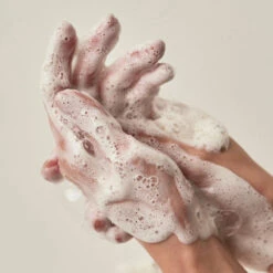 Heartleaf Succinic Moisture Cleansing Foam -Cosrx Shop detail 03
