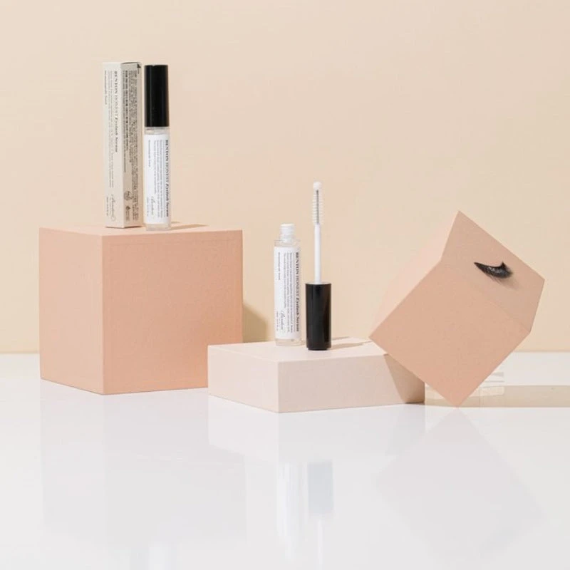 Honest Eyelash Serum 4 Honest Eyelash Serum - Image 4