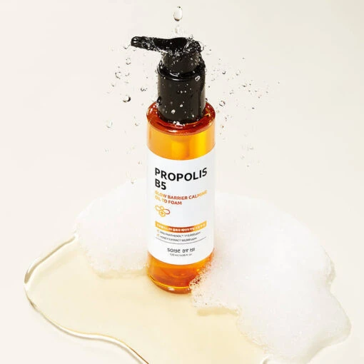 Propolis B5 Glow Barrier Calming Oil To Foam - Image 4