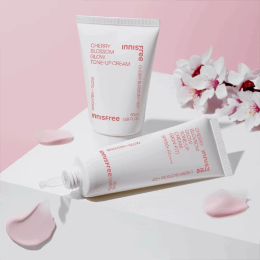 Innisfree Cherry Blossom Glow Tone-Up Cream - Image 3