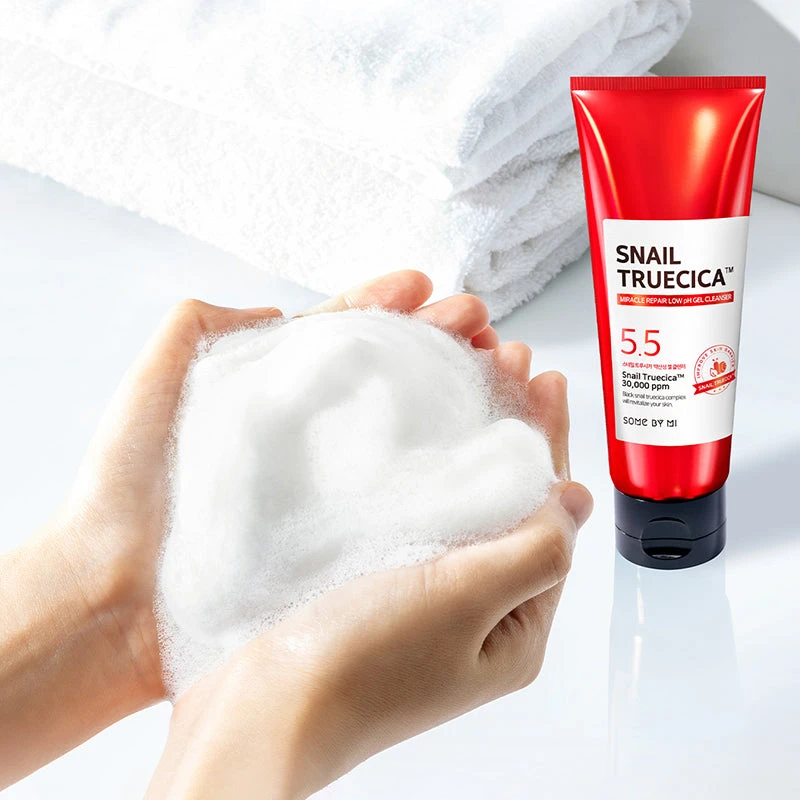 Snail Truecica Miracle Repair Low PH Gel Cleanser 4 Snail Truecica Miracle Repair Low PH Gel Cleanser - Image 4