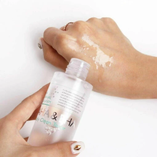 AHA & BHA Daily Clean Toner - Image 2