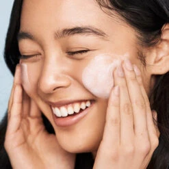 LANEIGE Moist Cream Cleanser -Cosrx Shop moisturizing foam cleanser model 540x 3f815638 f285 4252 977f d5852de6a3ee