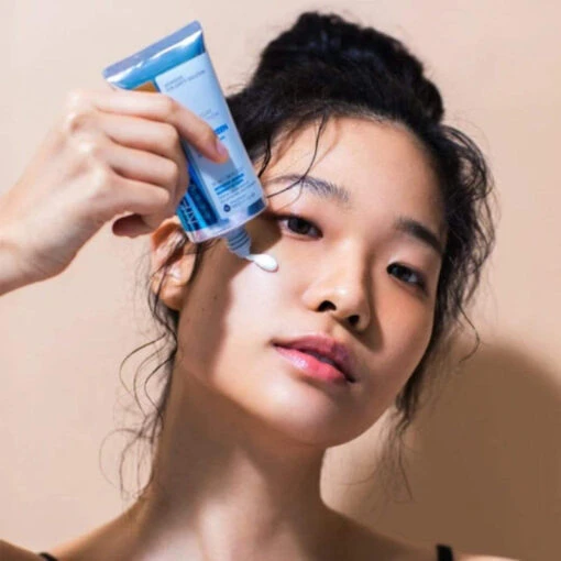 Day-Light Protection Airy Sunscreen SPF50 - Image 3