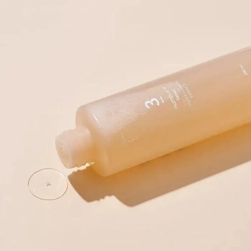 No.3 Super Glowing Essence Toner - Image 5