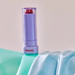 Color Care Lipbalm -Cosrx Shop nuse colorcarecollection lifestyle 38