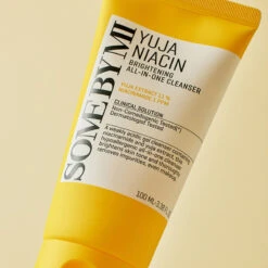 Yuja Niacin Brightening All-In-One Cleanser -Cosrx Shop pc yuja cleanser 1 231226kopie