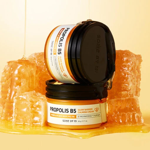 Propolis B5 Glow Barrier Calming Cream - Image 6