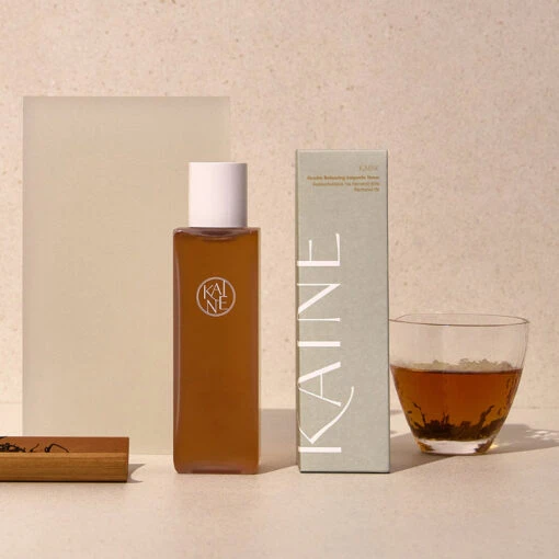 Kombu Balancing Ampoule Toner - Image 6