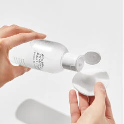 Cosrx Refresh AHA BHA Vitamin C Daily Toner -Cosrx Shop vitamin toner 09