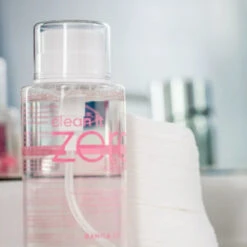 Clean It Zero Pure Cleansing Water -Cosrx Shop water1 1024x1024 2x dec39c77 6d2c 461e 9882 6f87bbaf53f7